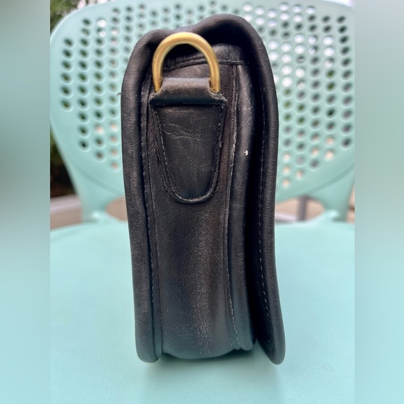 Vintage Coach Pocket Purse (#9755) - Picture 5 of 11